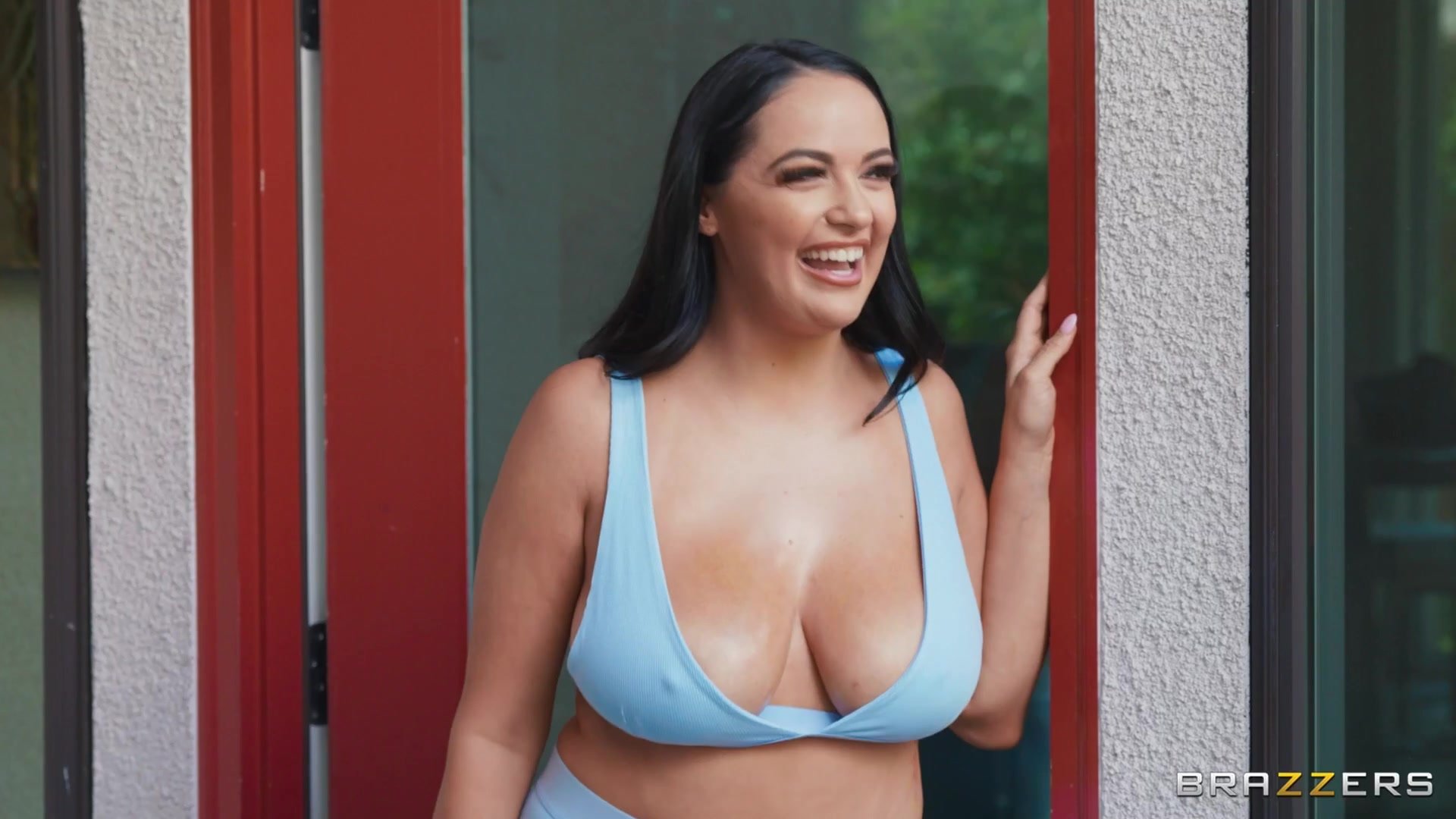 Olgun azgın hatun genç adamı ateşli analda parçalıyor